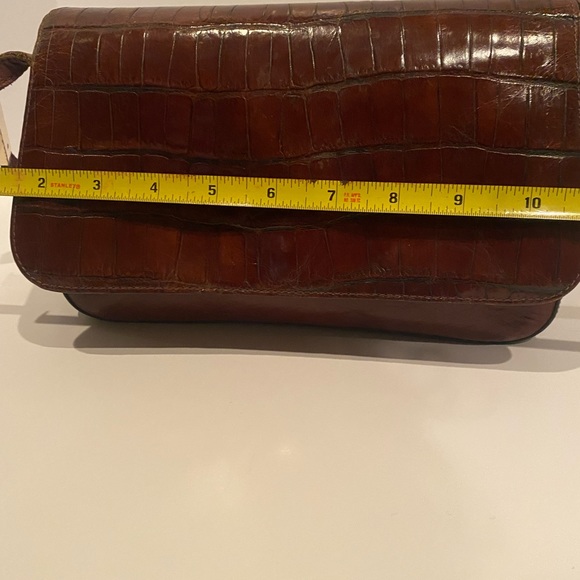 Fossil purse shoulder strap. Crocodile embossed leather. snap compartment back. - Picture 3 of 8